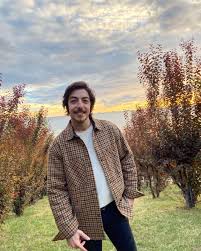 Mekin Sezer